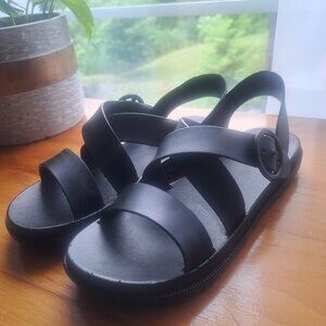 Black sandals